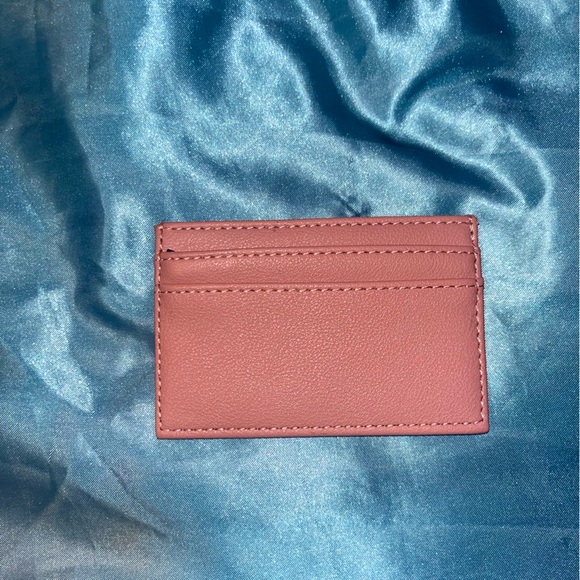 Cardholder 💕 - Picture 2 of 2